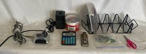 lot 113 image: Stratitec USB24 $ Port USB 2.0 Mini Hub Highspeed USB 2.0 Calculator and Misc Officd Supplies
