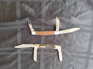 lot 2 image: Pair of Pocket Knives - Old Timer by Schrade and a Browning