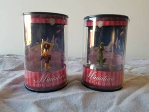 lot 69 image: Disney miniature collectibles - Duck Dodgers (Daffy Duck) and Martian K9