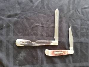 lot 149 image: Pair of Pocket Knives - Frost Cutlery & Queen Steel