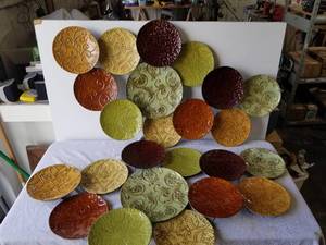 lot 342 image: Lot of 2 large pieces of wall art - 26 x 46