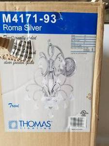 lot 322 image: Light fixture - wall mount