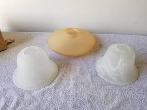 lot 336 image: Set of 2 light fixture globes and a center globe