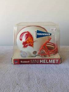 lot 282 image: Tampa Bay Buccaneers mini-helmet - old school