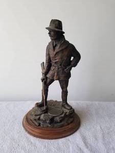 lot 188 image: American Hunter Series Old Timer by Fornelli