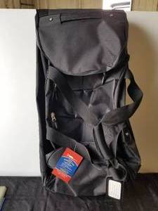 lot 210 image: NRA rolling travel bag