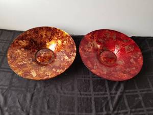 lot 230 image: 2 large decorative bowls - 16