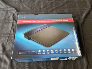 lot 233 image: Linksys E3200 router