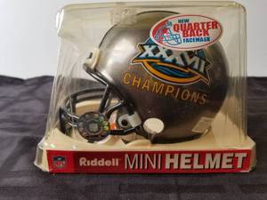 lot 74 image: Tampa Bay Buccaneers mini helmet - with unknown signatures