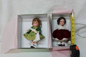 lot 26 image: Madame Alexander 8 Dolls My Heart Belongs to You, and Sweet Irish Wendy