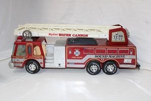 lot 57 image: 2 Ft. Long Toy Fire Engine - Nylint Water Cannon