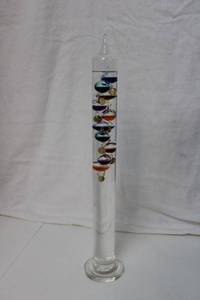 lot 65 image: 20 Glass Floating Thermometer