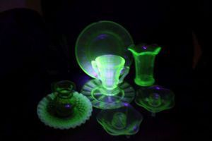 lot 93 image: Uranium Glass Collection