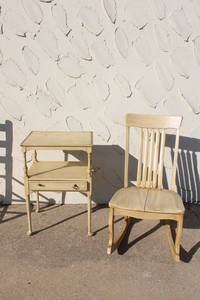 lot 158 image: Blonde Colored Side Table (made by Fine Arts Furn. Co.) and Rocking Chair