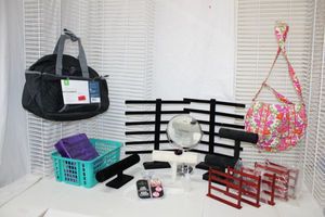 lot 168 image: Jewelry Hangers, Bag, Duffle Bag and Desk Mirror