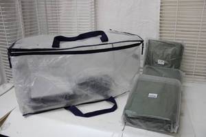 lot 259 image: Unopened Storage Clothes Bags by Ccidea and Veno