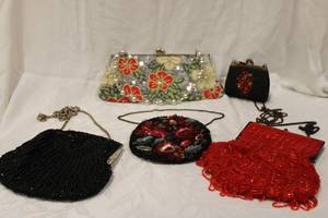 lot 453 image: Purses Black and Red Beaded Purses, Embroidered Red Rose Coin Purse tagged Pure Silk Made in India