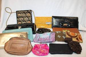 lot 516 image: Small Coin Purses and Wallets, see pictures