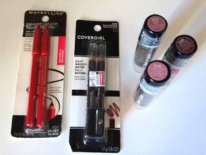 lot 26 image: ASSORTMENT OF MAKEUP LOT AS SHOWN
