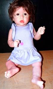 lot 112 image: Hoomai - Reborn #C44 Life like Doll Silicone