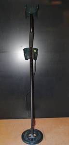 lot 121 image: Cabelas Adventure 5500 Metal Detector By Bounty Hunter