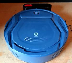lot 126 image: OKP Life K2 Robot Vacuum Cleaner 1800 mAh, Blue - TESTEDWORKS $$$