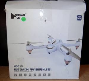 lot 146 image: Hubsan H501S X4 Drone - Appears Unused