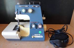 lot 202 image: White Serger Superlock 534 Electronic Sewing Machine wPedal - POWER TESTED GOOD $$$