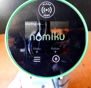 lot 230 image: Nomiku Sous Vide Wi-Fi Immersion Circulator 10000 R49 - POWER TESTED GOOD