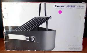 lot 241 image: Thomas Rosenthal Group Professional Cookware Hard Anodised Roasting Pan wRack - NEW IN BOX