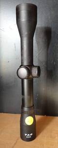 lot 262 image: TAG 4 X 32 SCOPE
