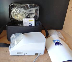lot 276 image: Fisher & Paykel  CPAP Machine with Mirage Swift II Mask - POWER TESTED GOOD