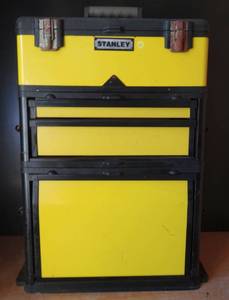 lot 293 image: STANLEY YELLOW ANFD BLACK ROLLING TOOLBOX W FRONT LOADING BIN, 2 DRAWERS, AND REMOVABLE TOP BOX