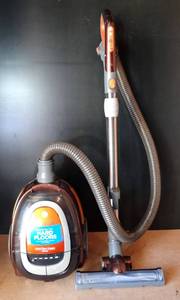 lot 299 image: Bissell Deluxe Canister Vacuum - 1161 - testedfully working $$$