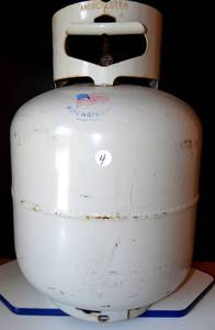 lot 4 image: 20 lb Steel PropaneLP Cylinder with OPD Valve (Partially Full)
