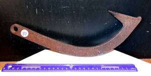 lot 37 image: LARGE IRON HOOK AS SHOWN
