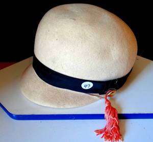 lot 47 image: FLOYETTE ORIGINALS OF DALLAS CUSTOM HAT