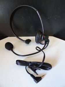lot 48 image: Uniden HS-910 Wired Headset with Single Earpiece and Boom Mic