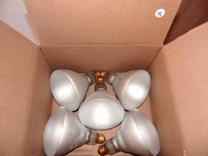 lot 98 image: H G 75 WATT LIGHT BULBS AS SHOWN - 5 TOTAL