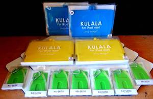 lot 124 image: pg Designs  KULALA iPOD MINI STORAGE BAGS & KAI-SATSU Silicone ID Tag with Lanyard Credit Card Holder