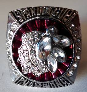 lot 144 image: 2013 CHICAGO BLACKHAWKS Stanley Cup Championship Ring NHL Hockey JONATHAN TOEWS - SIZE 11.5