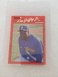 lot 146 image: Donruss - 1990 Ken Griffey Jr - baseball card - Authenticity Unknown