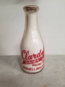 lot 4 image: Clardys Dairy Roswell, New Mexico glass milk bottle