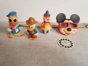 lot 13 image: Disney Lot - Mickey Mouse view finder, 2 Donald Duck 1 by TootsieToy, and a wobble clown
