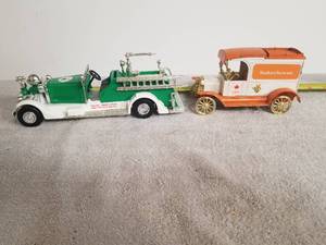 lot 27 image: Ertl firetruck and van banks
