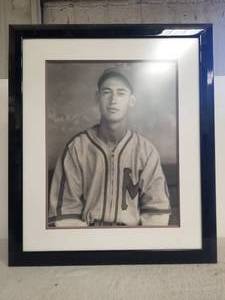 lot 76 image: Large framed portrait of Joe Dimaggio