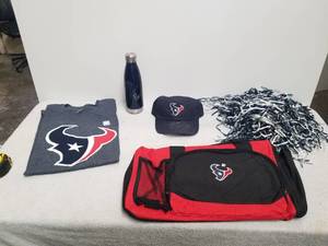lot 104 image: Selection of Houston Texans collectibles form Texas Lottery with Autographed Hat (#13 Brandin Cooks)