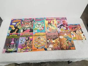 lot 148 image: Selection of Comics - Powder Puff, Scooby Doo, Dexter Lab, and Cartoon network