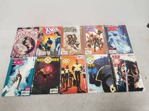 lot 249 image: Selection of X-men comics