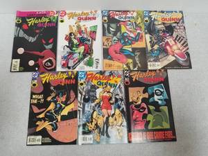 lot 176 image: Selection of Harley Quinn comics